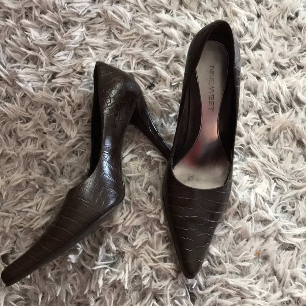 Nine West Pointed Toe Pumps
